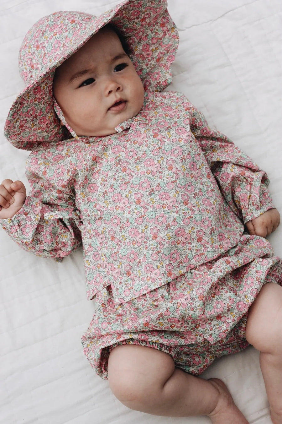 <tc>Yvonne hat pink betsy (baby)</tc>