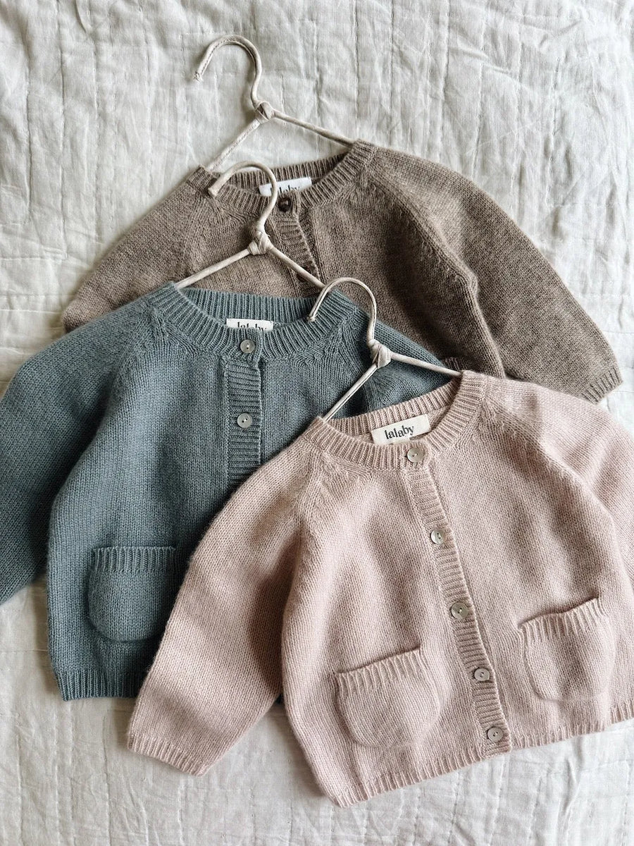 Bobbie cardigan powder (baby)