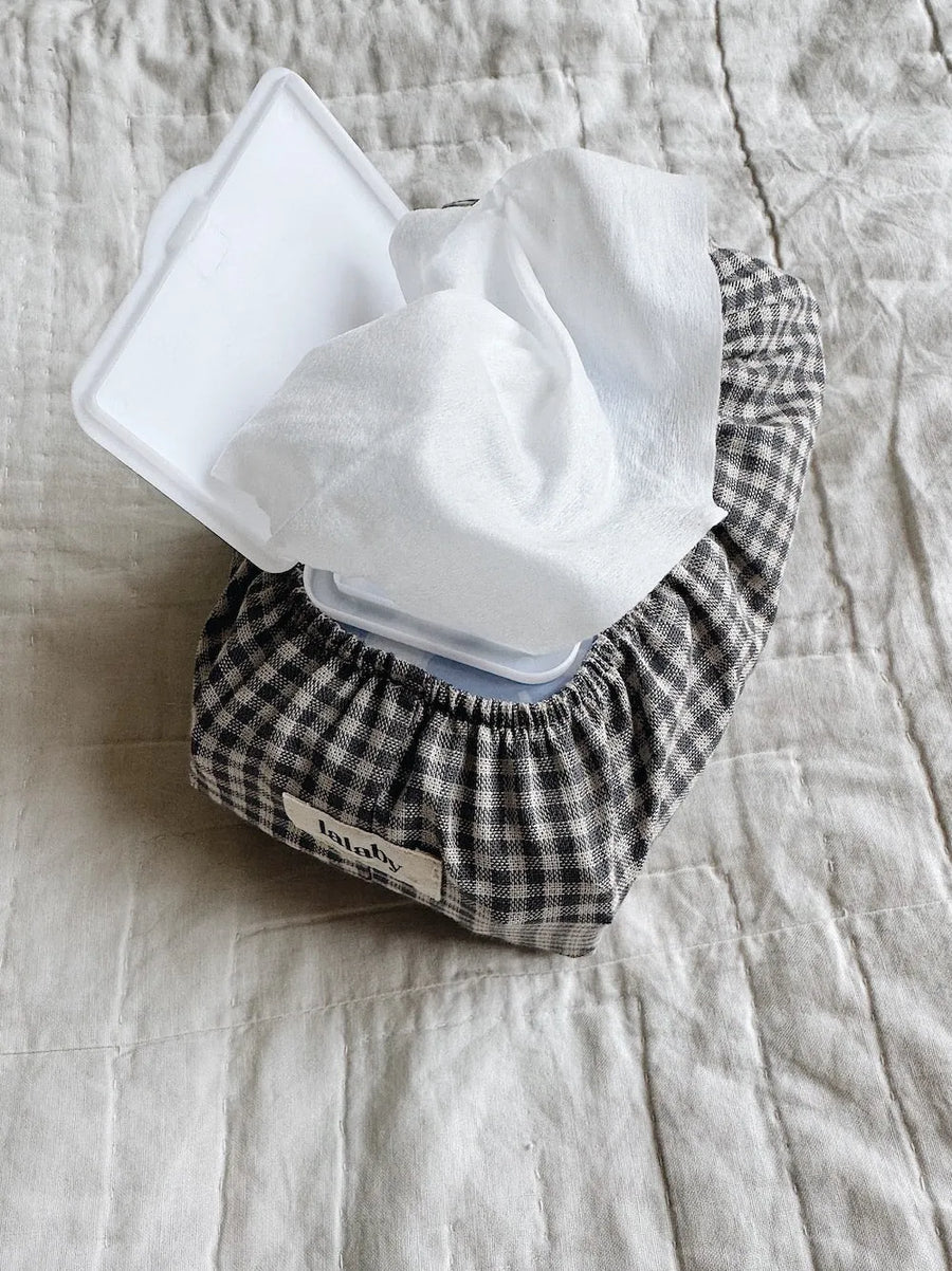 Wet wipe cover forest check