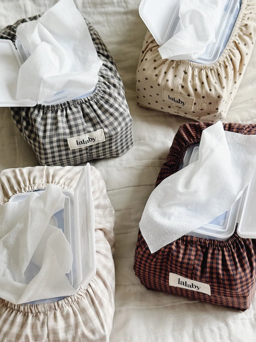 Wet wipe cover forest check