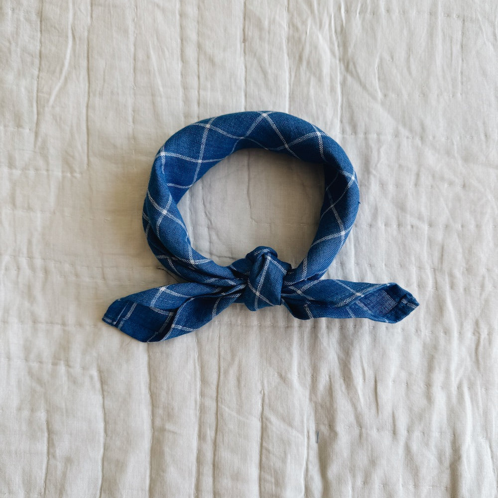 Lalaby - Eddie scarf art blue