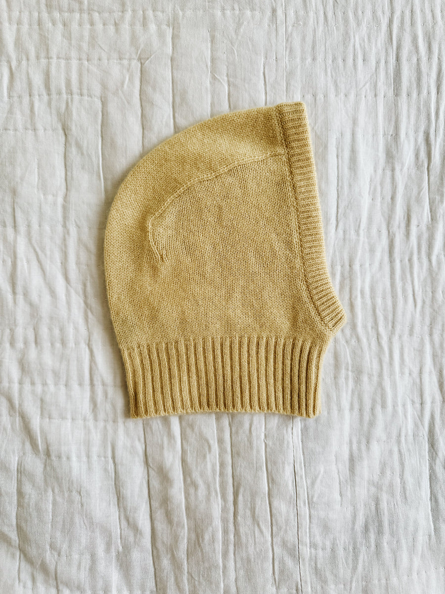 Mio balaclava honey
