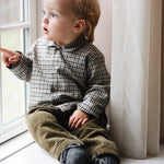 Baby boy wearing Lalaby Alpha shoes in storm grey cashmere