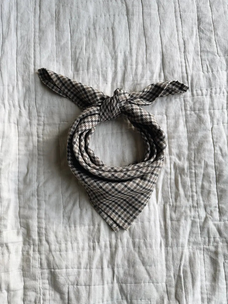Lalaby Vera scarf for kids and adults in tweedy check organic cotton